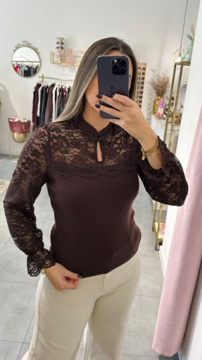 Malha c/Renda Castanho